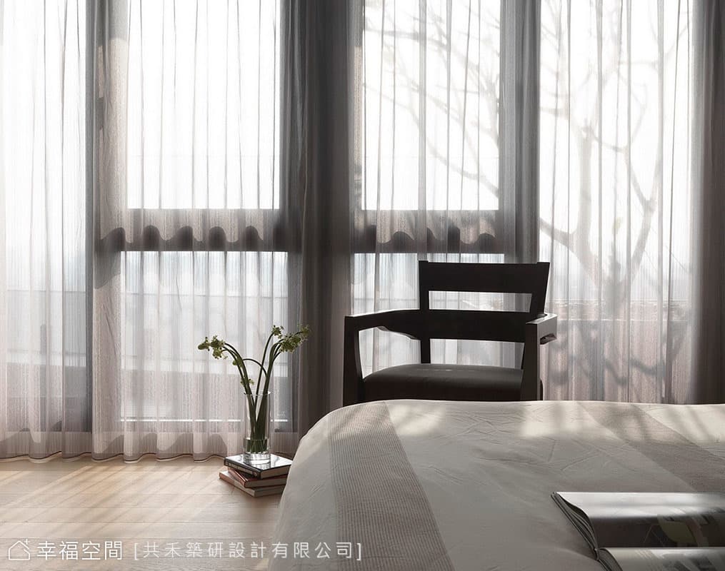 沐光角落