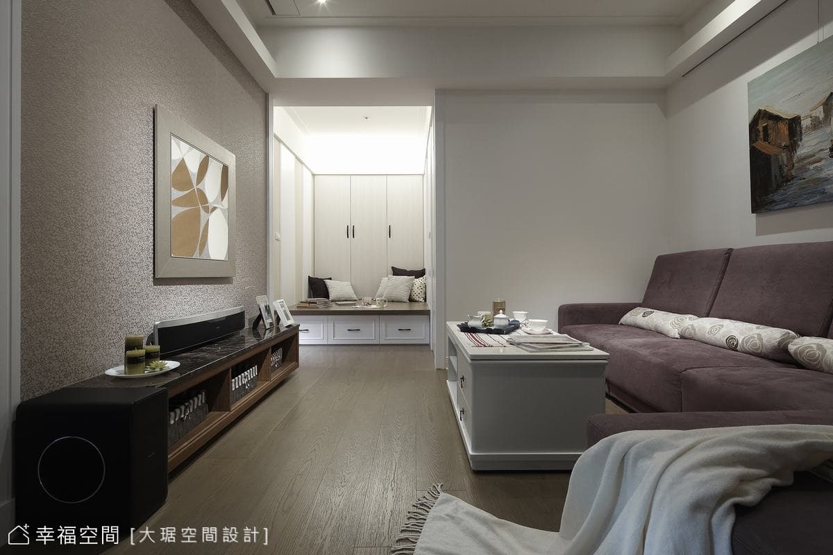 臥榻