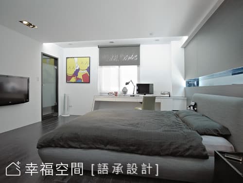主臥房