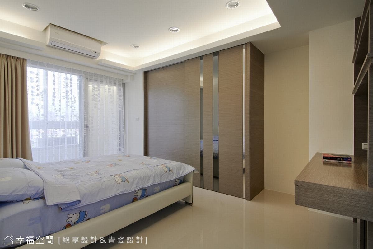 小孩房衣櫃