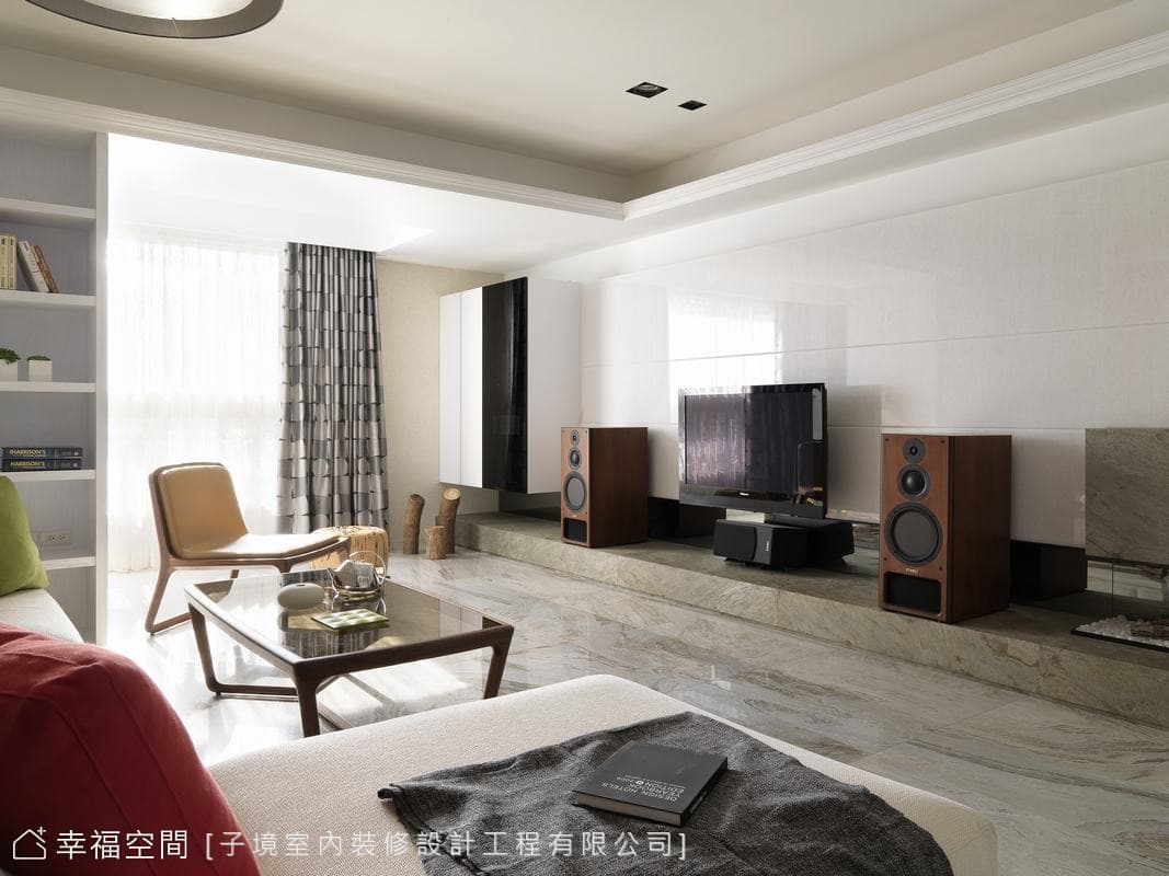 客廳主牆