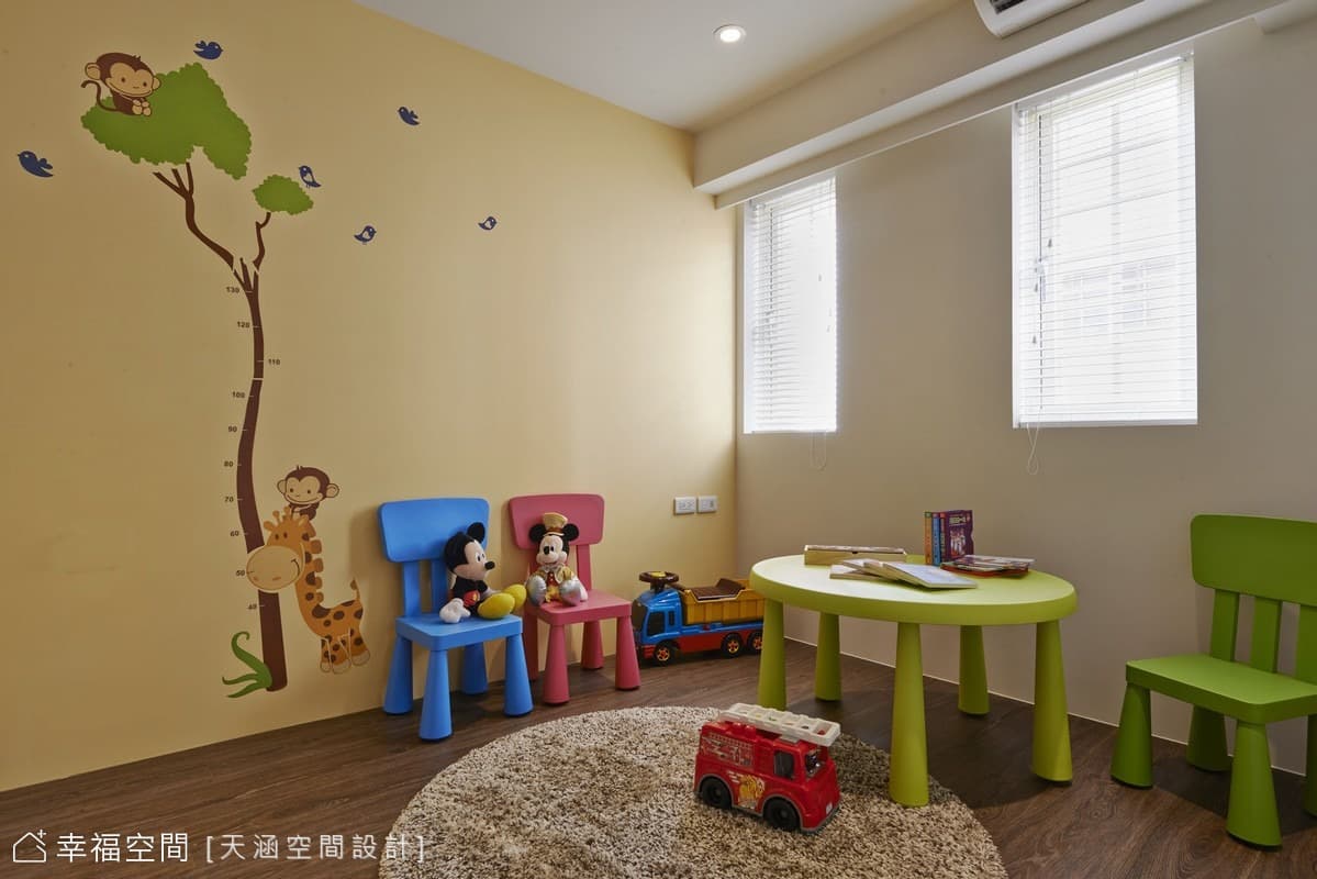 小孩房