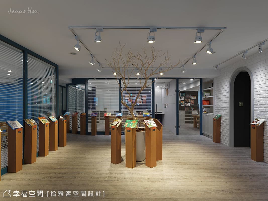 玩色彩 小寶貝的繪本故事館