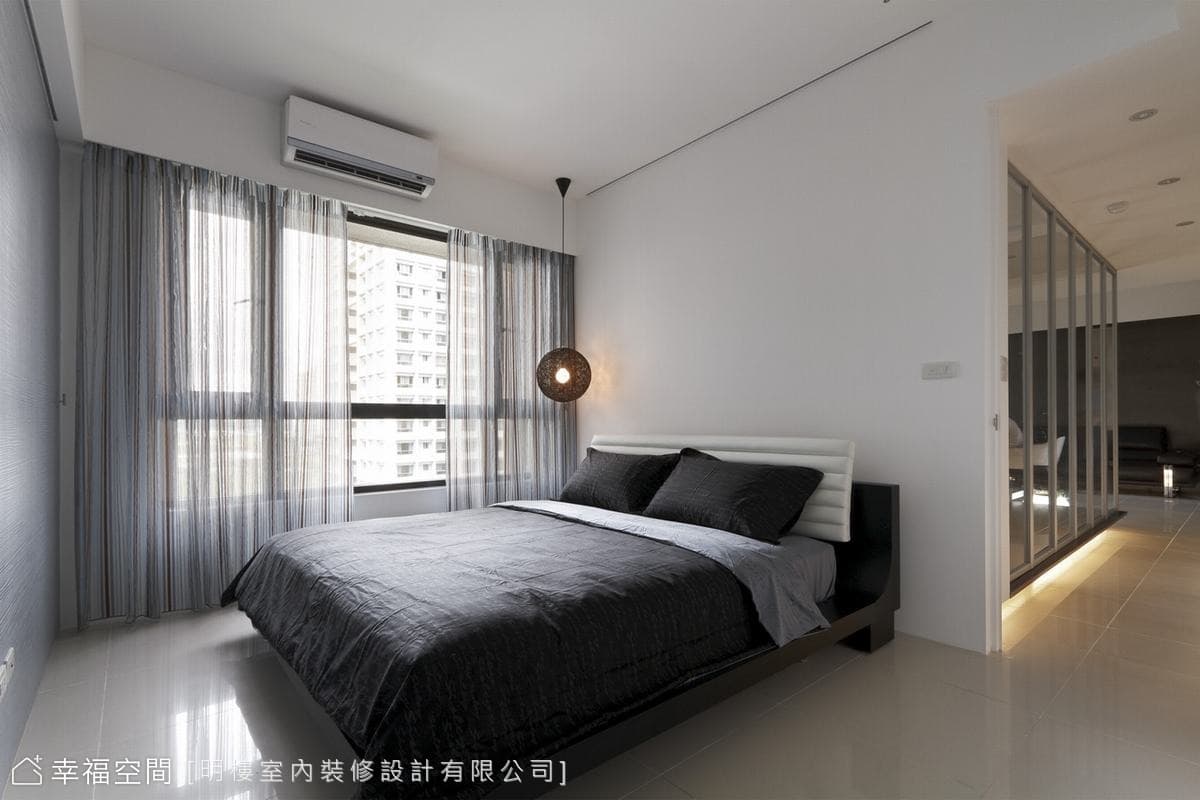主臥室