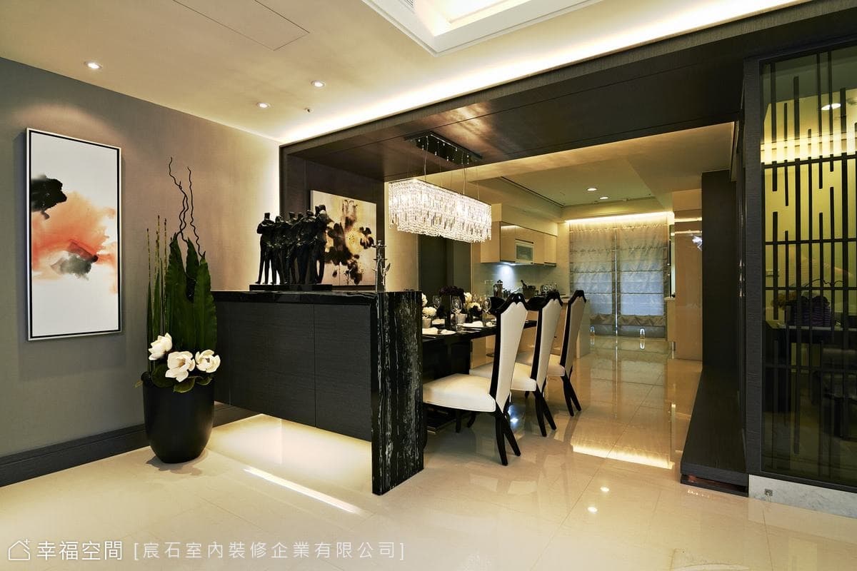 玄關與餐廳