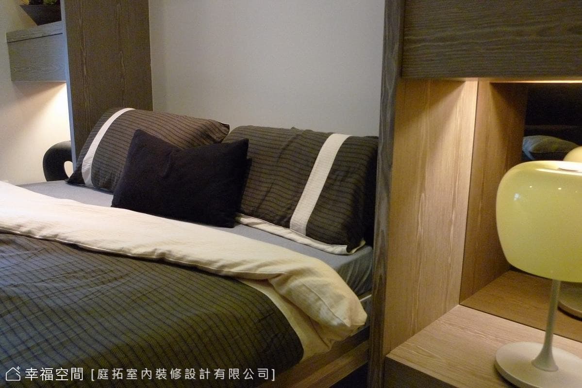 隱藏床架
