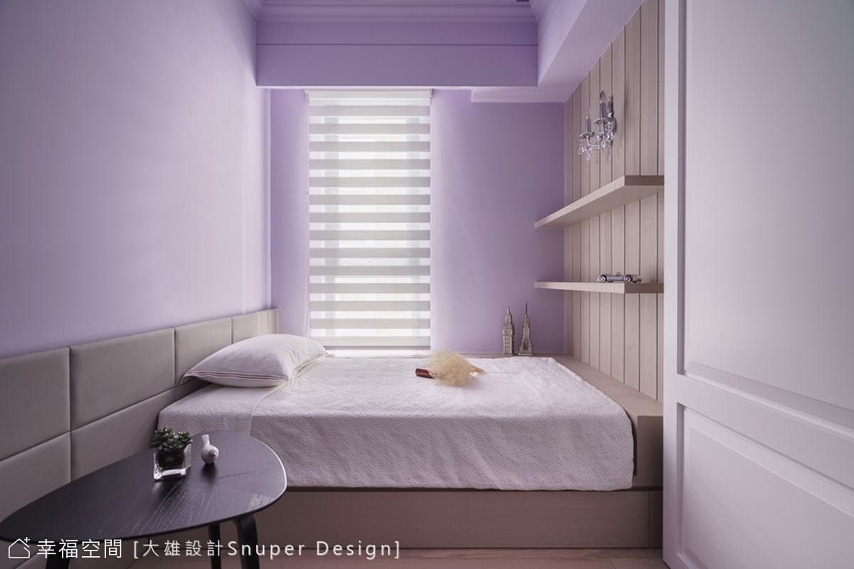 中介Interlace Grey