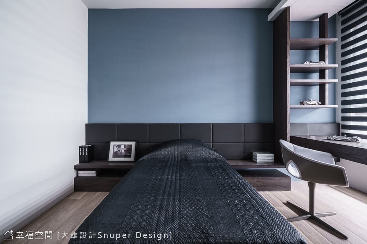 中介Interlace Grey