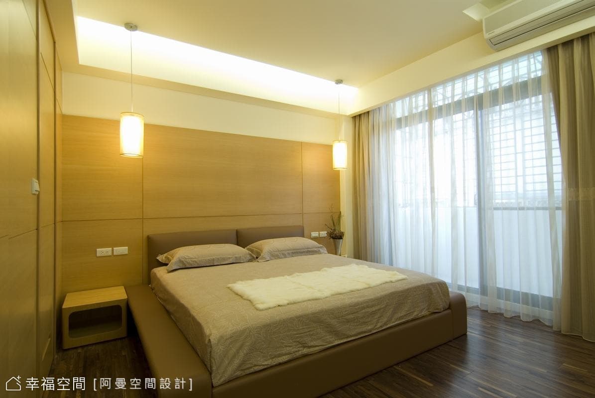 主臥房