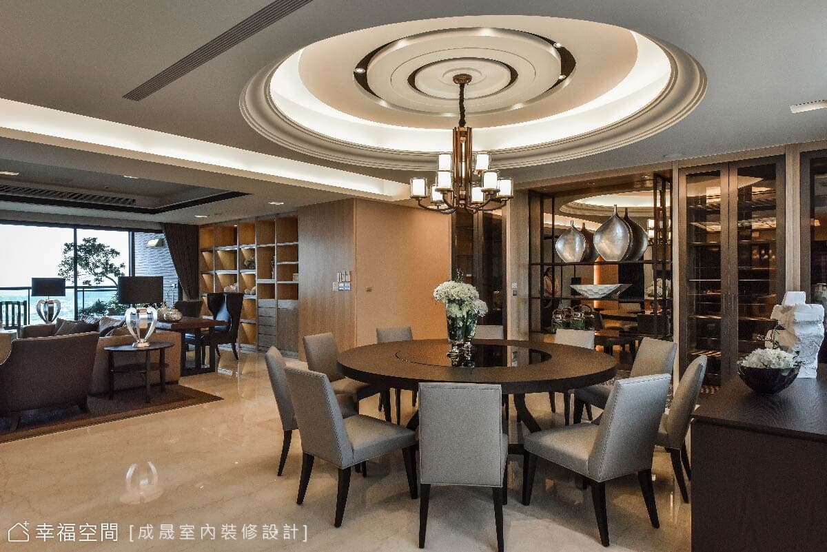 餐桌
