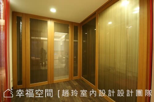 夾紗玻璃櫃門