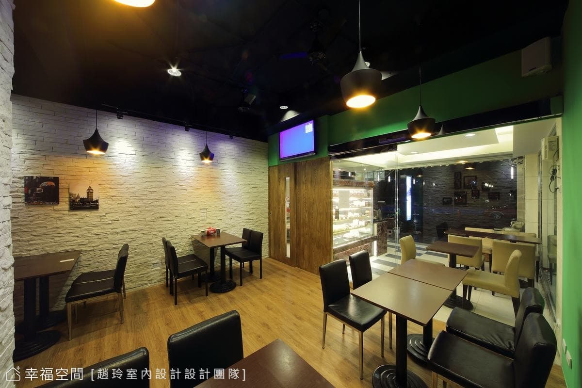 店內