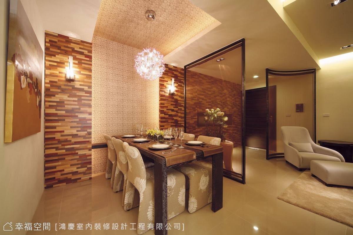餐廳望向玄關
