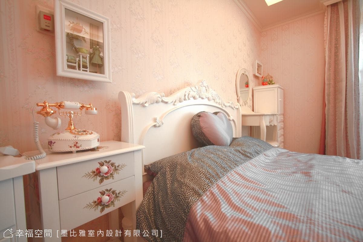 床頭櫃