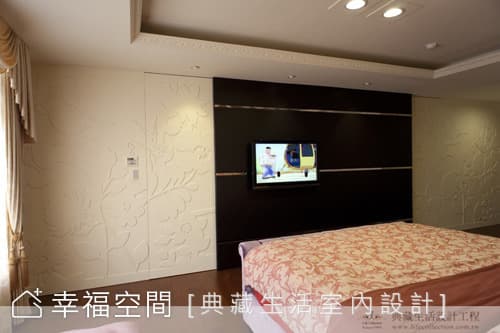 主臥電視主牆