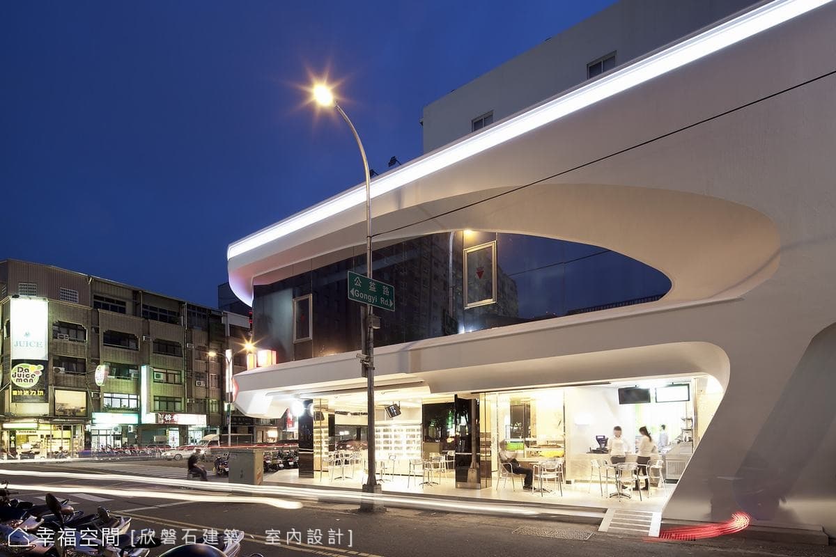 夜景側面