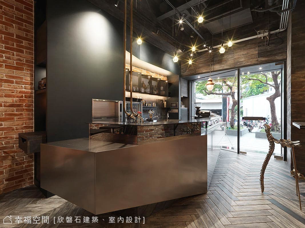 出餐電梯