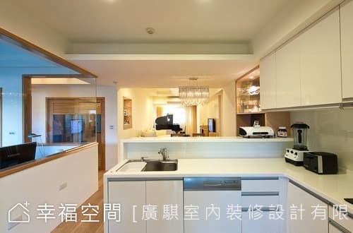 清玻隔間