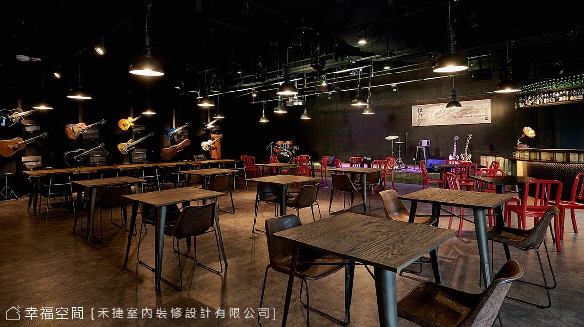舞台與用餐區