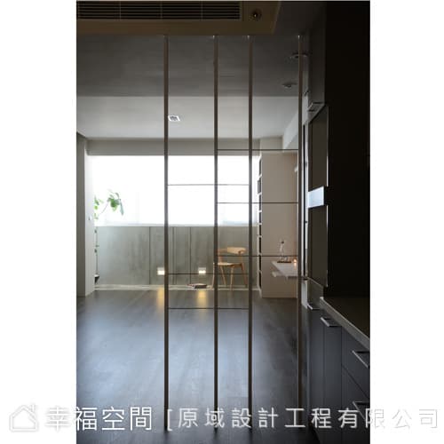 穿透隔屏