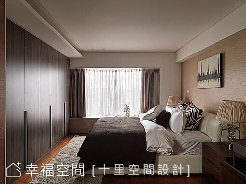 主臥房