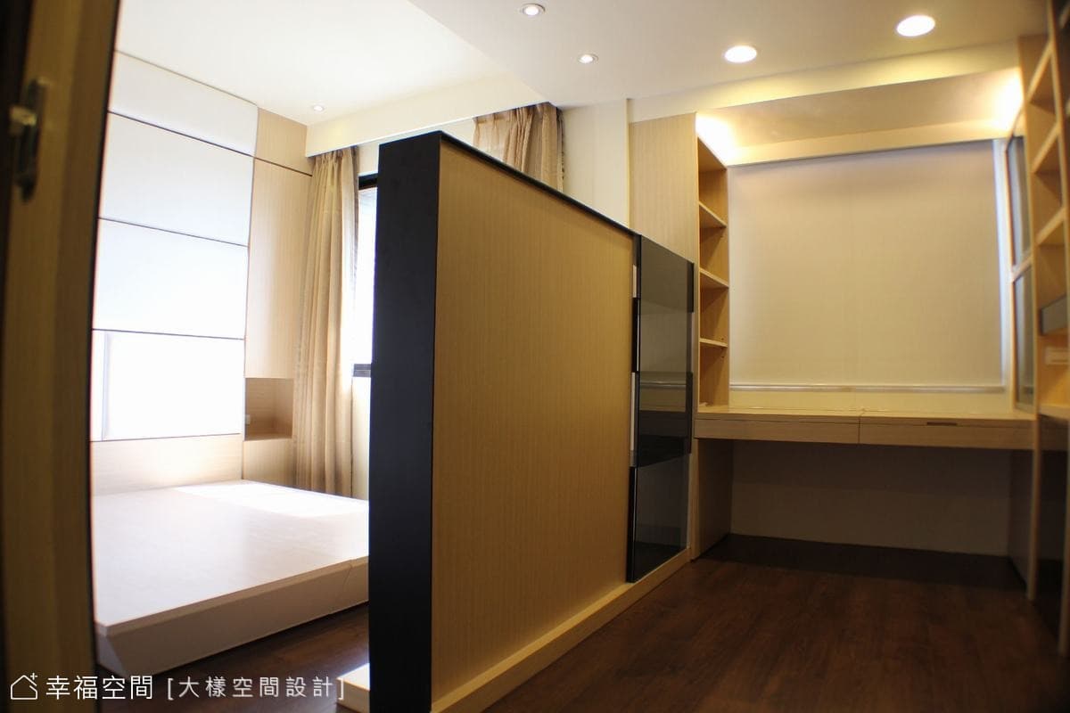 電視矮牆