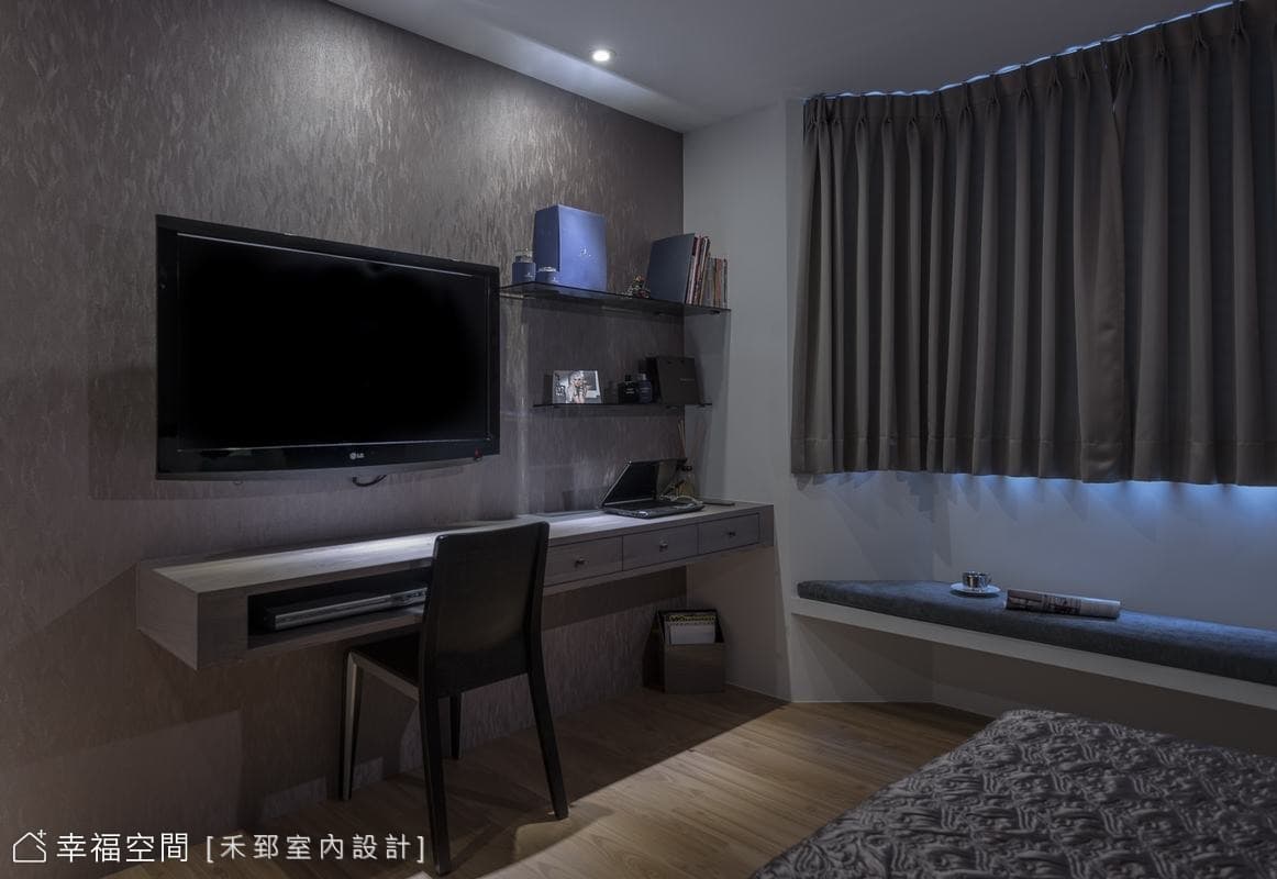 主臥電視牆