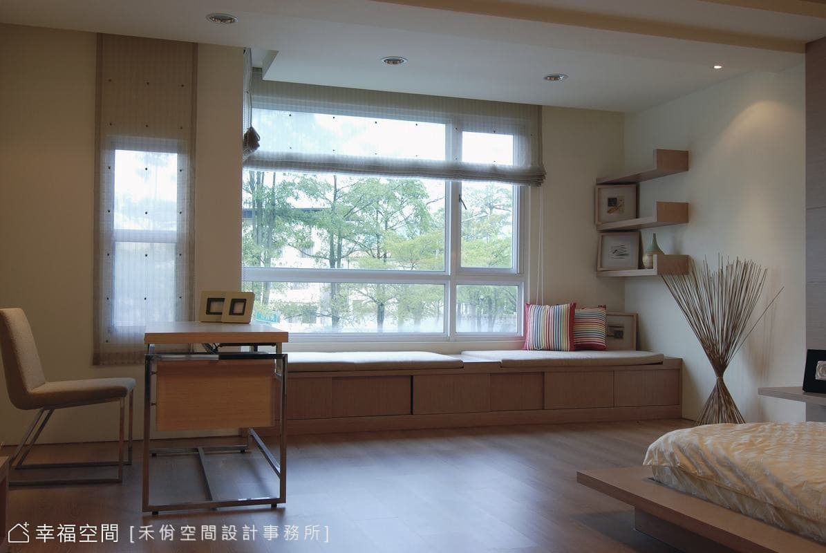 臥榻