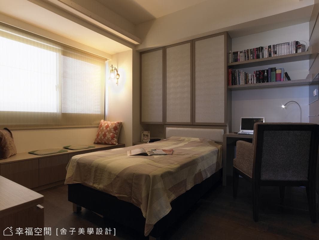 女兒房櫃體