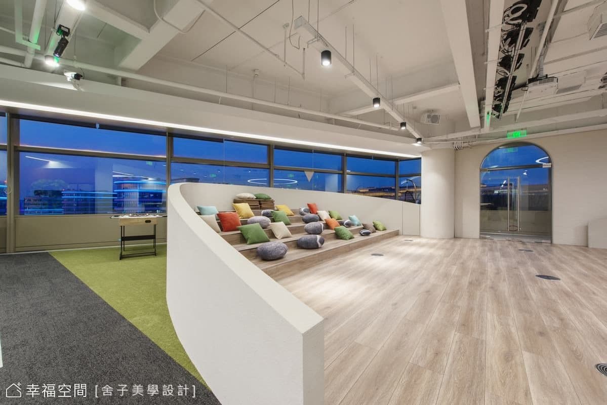 自由之丘/UCIT office