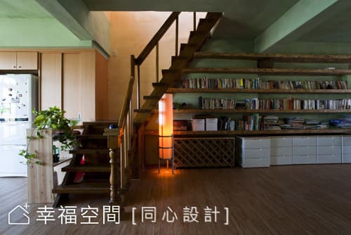 梯下收納