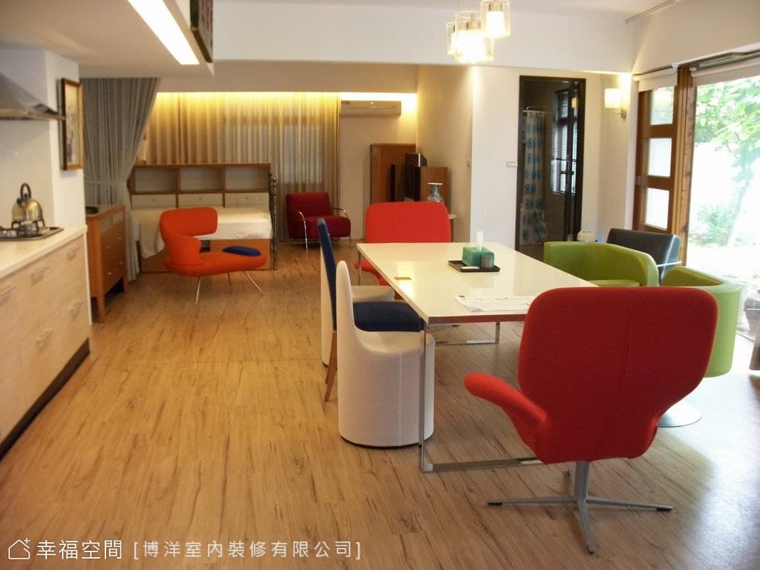 餐廳望向睡眠區