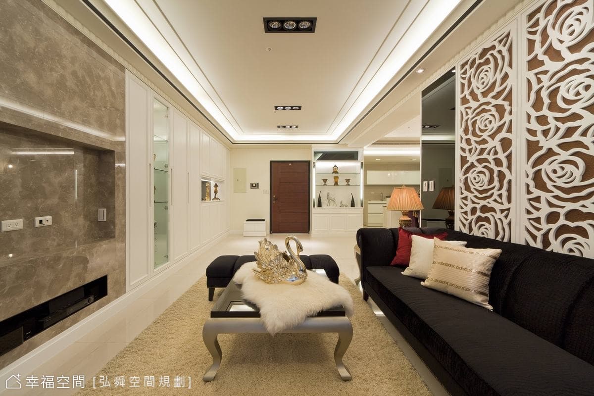 客廳面向玄關
