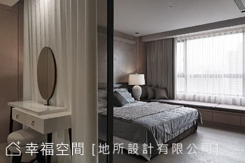 主臥房