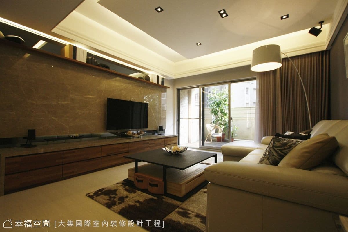 電視牆材質