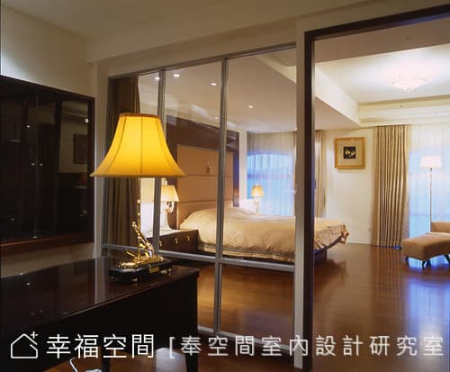 臥房