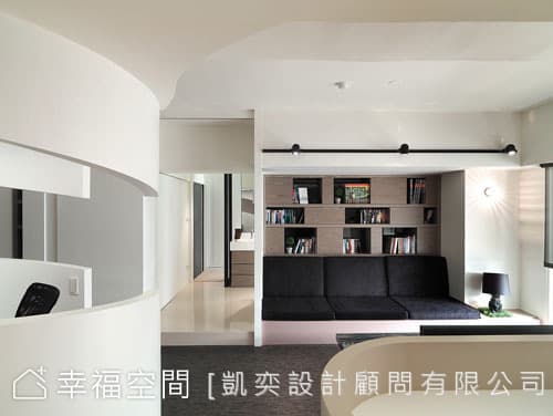 白色思考。無垠邊際