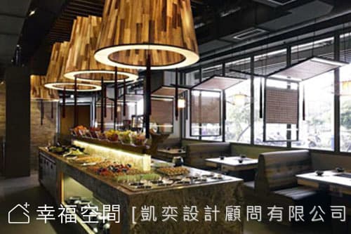 翱翔九天上 天水細流長