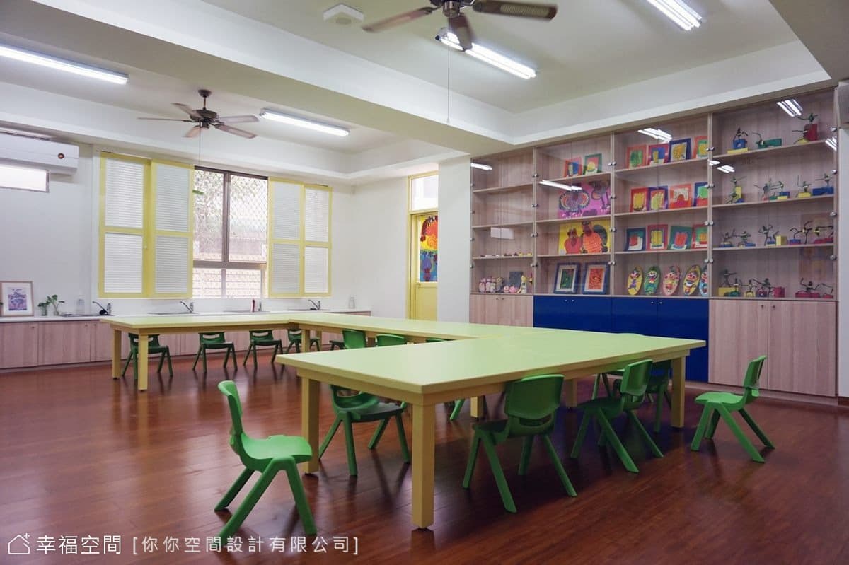 美術教室內