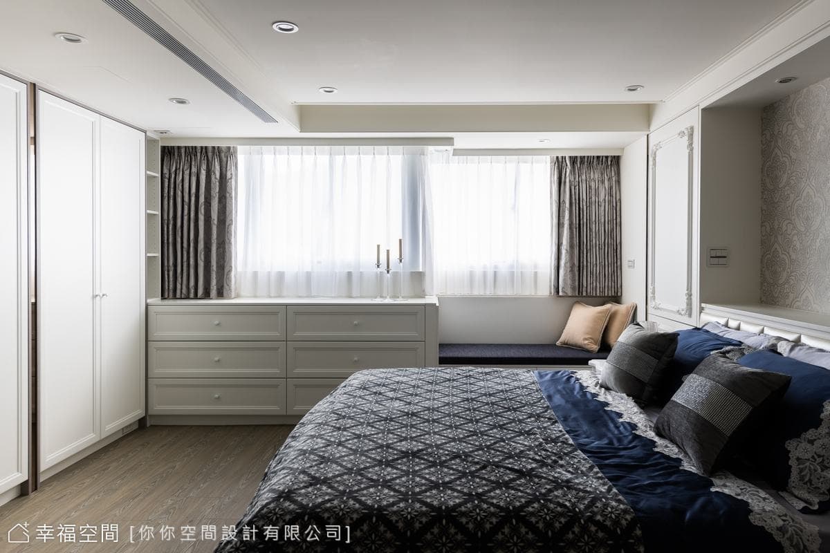 窗榻