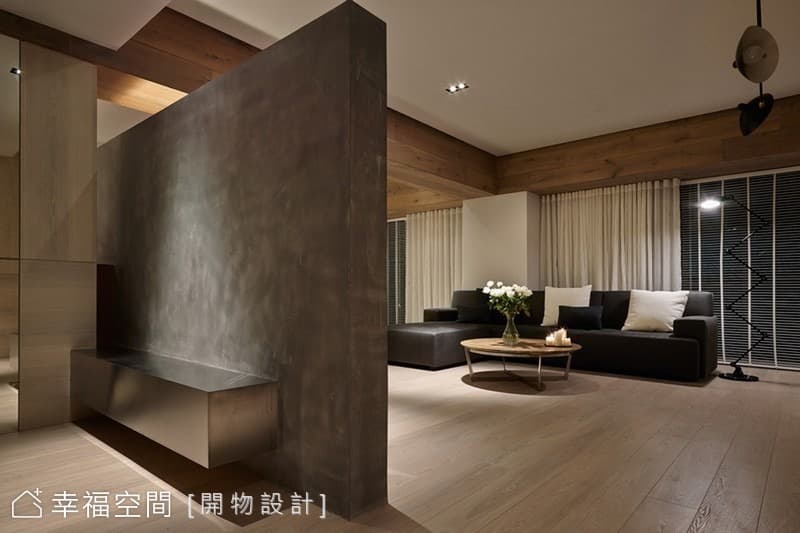 玄關段落