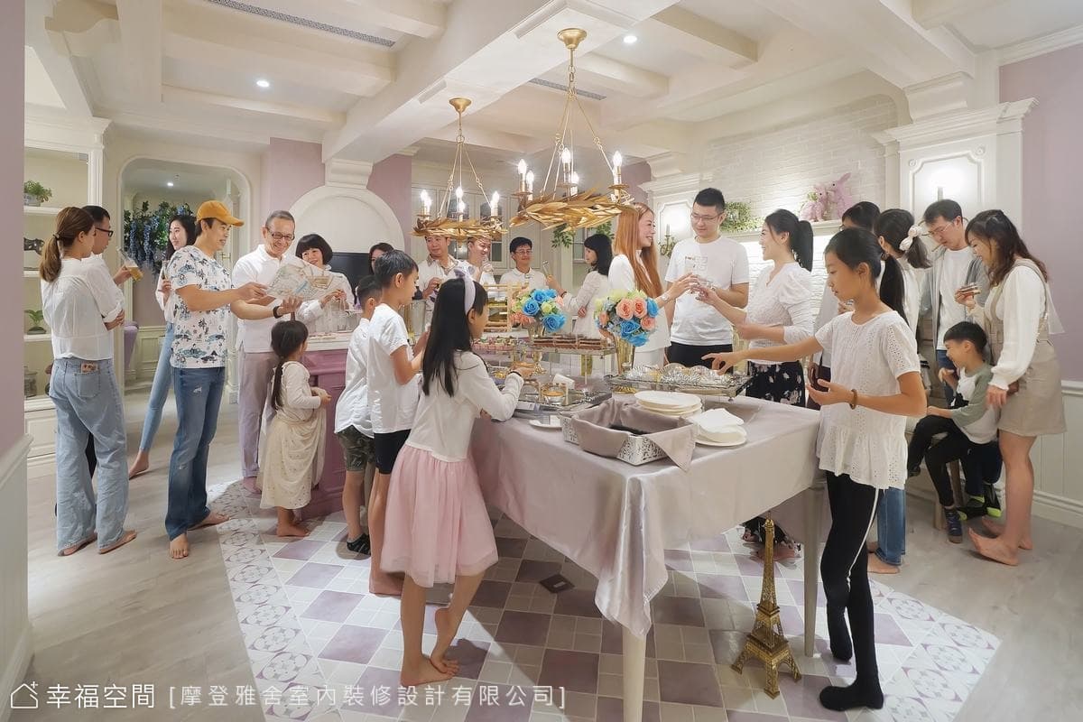 動漫般場景 寵妻紫藤花鄉村風城堡