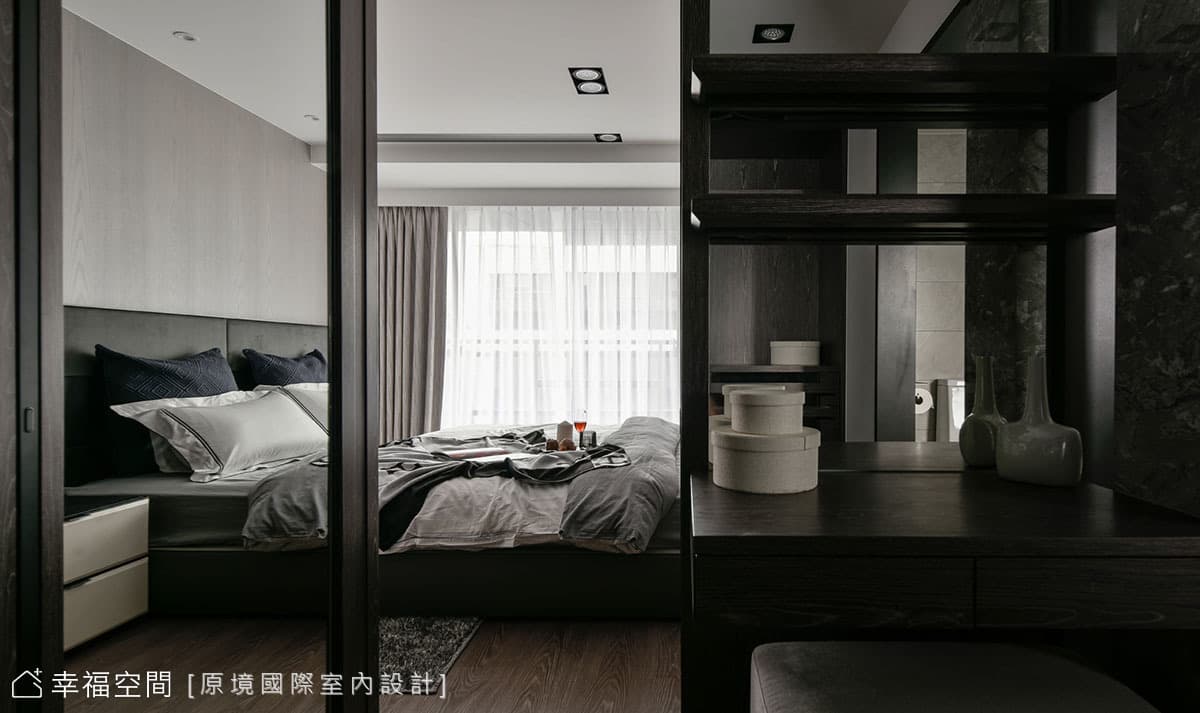 梳妝檯