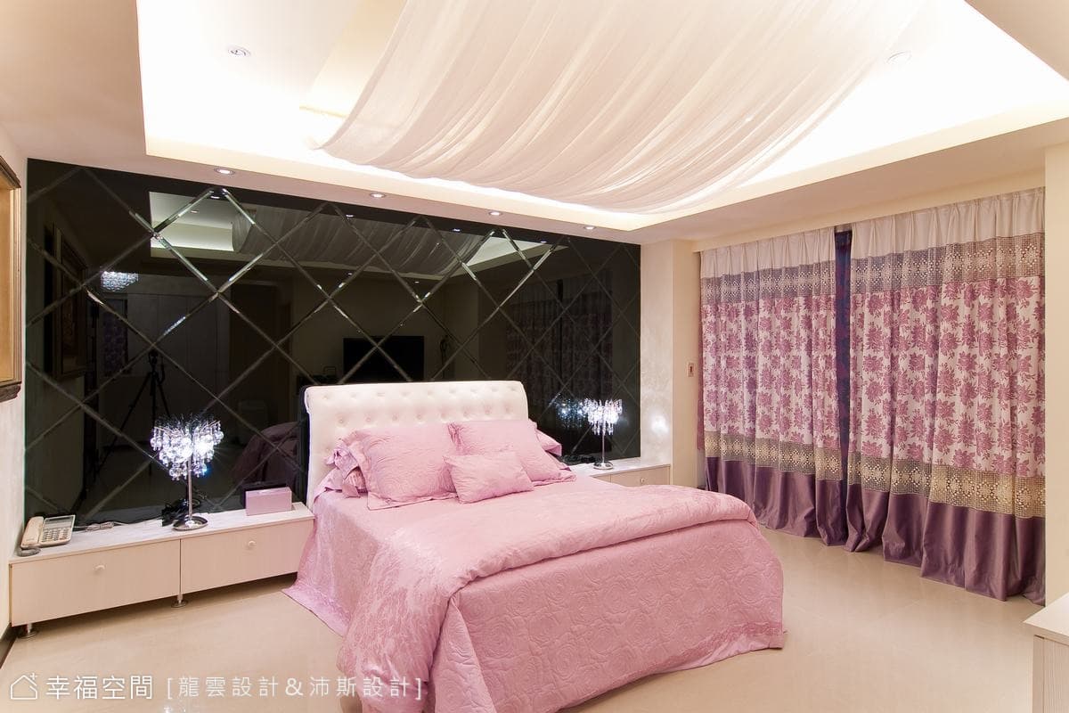 主臥房