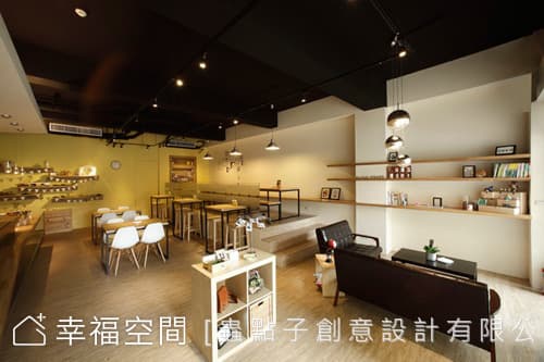 入口望入店內