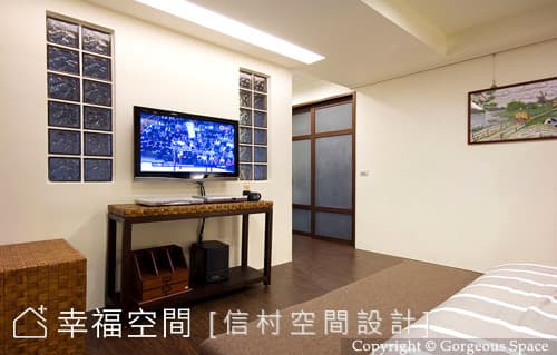 主臥