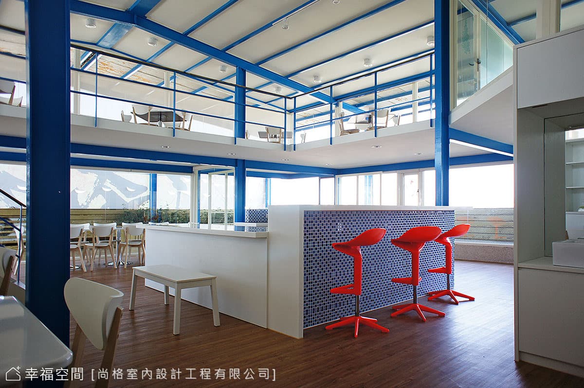 倘佯陽光氣息 地中海風員工餐廳
