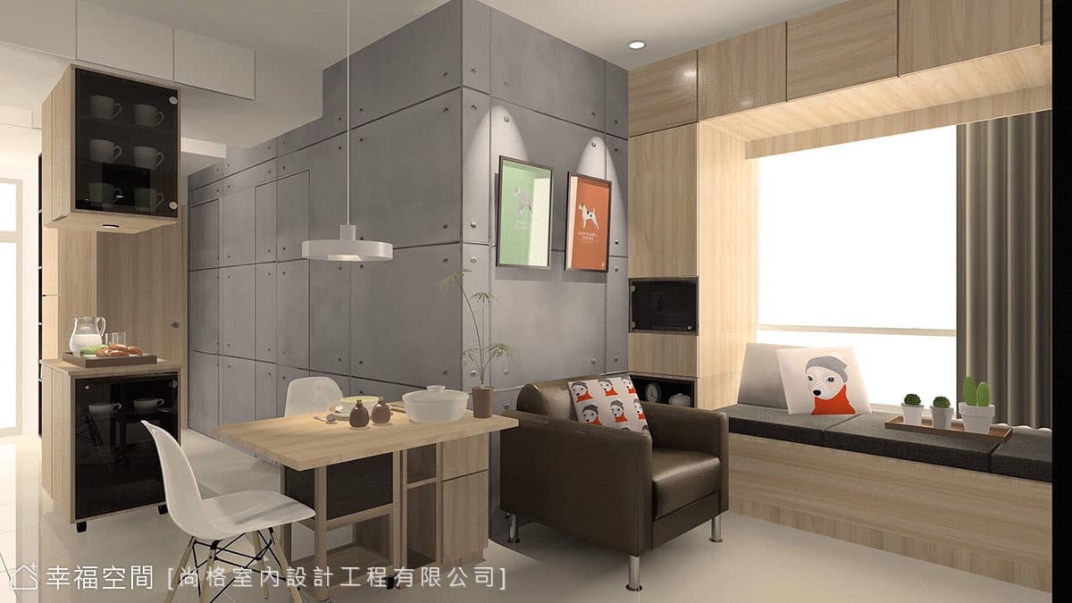 沙發背牆
