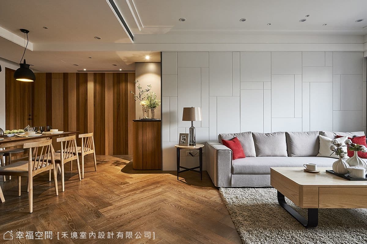 在喧鬧的城市裡，展尋一個童話王國