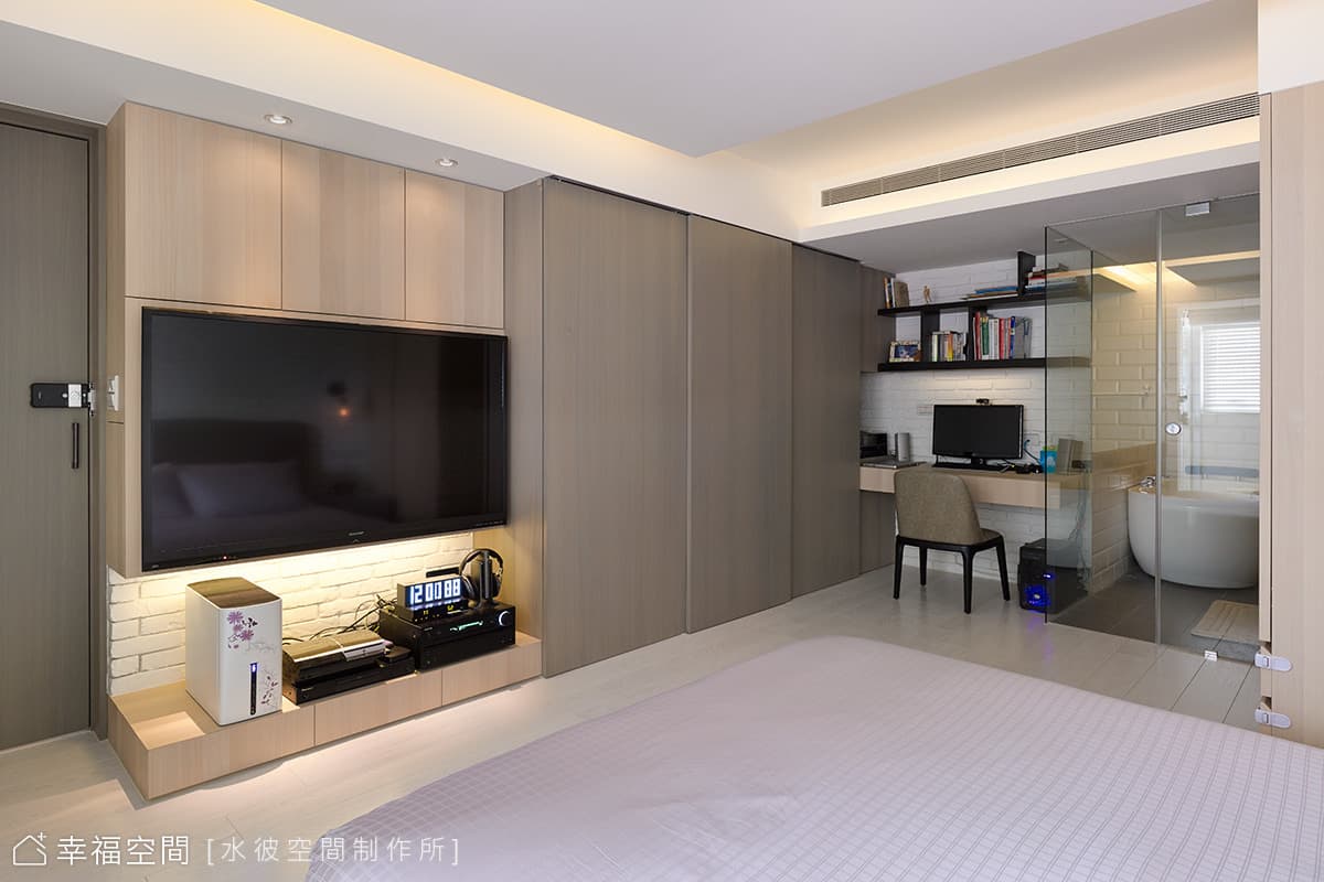 主臥電視牆